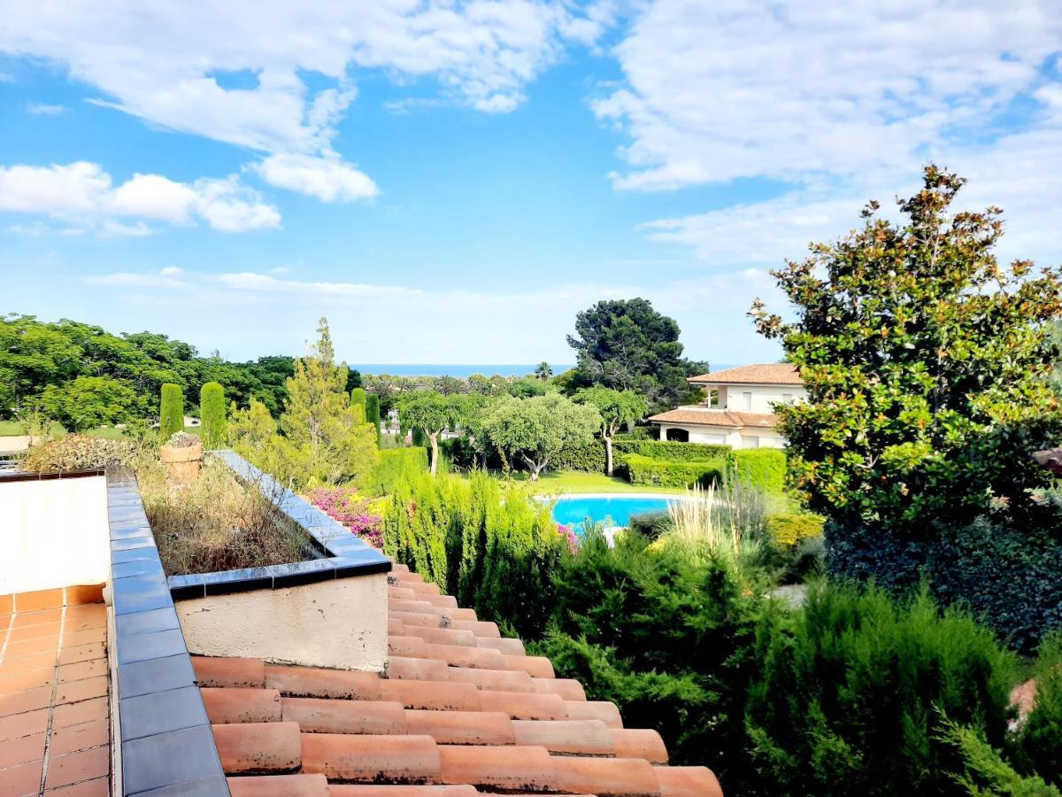 Apartamento Vistas Golf Bonmont Bonmont Terres Noves Bagian luar foto