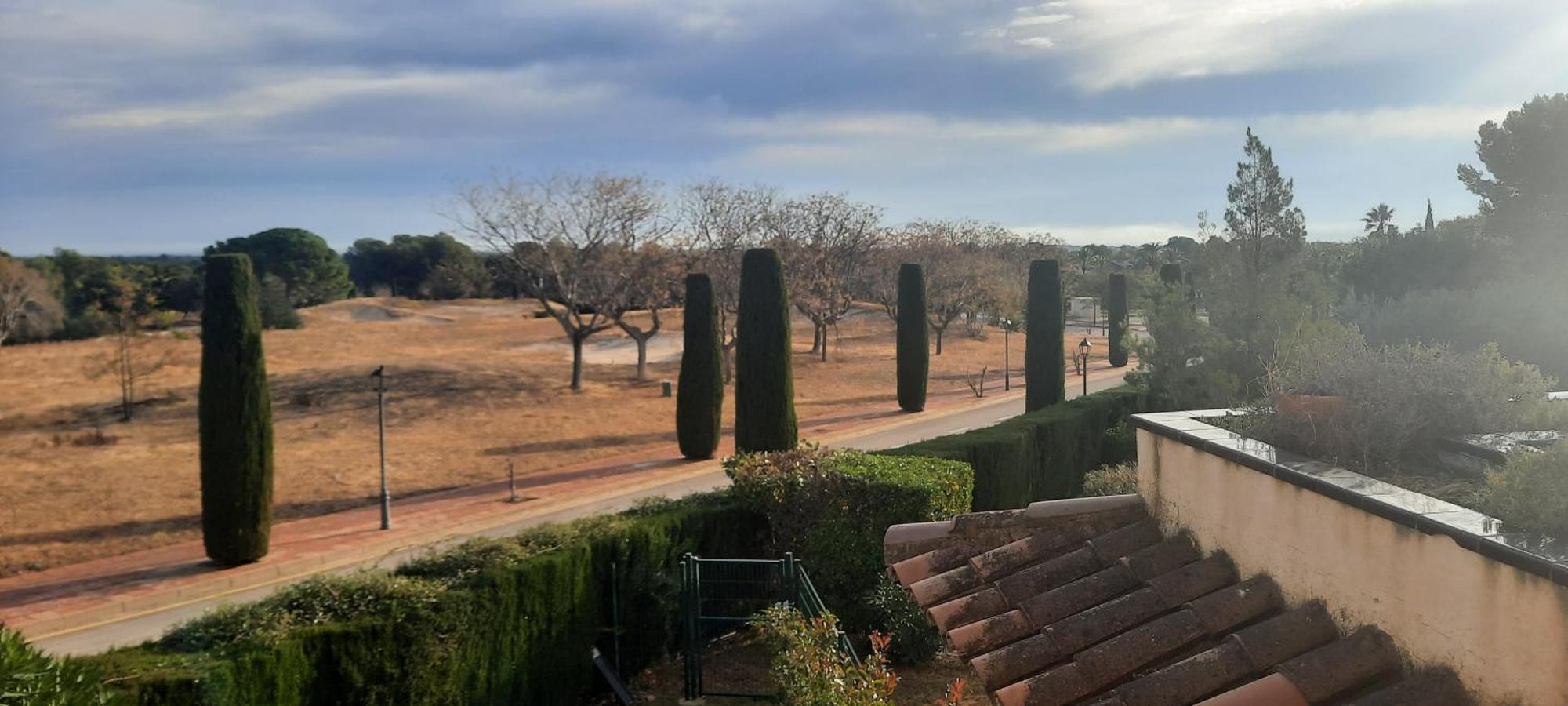 Apartamento Vistas Golf Bonmont Bonmont Terres Noves Bagian luar foto